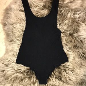EMMA AND SAM SIZE SMALL BODYSUIT